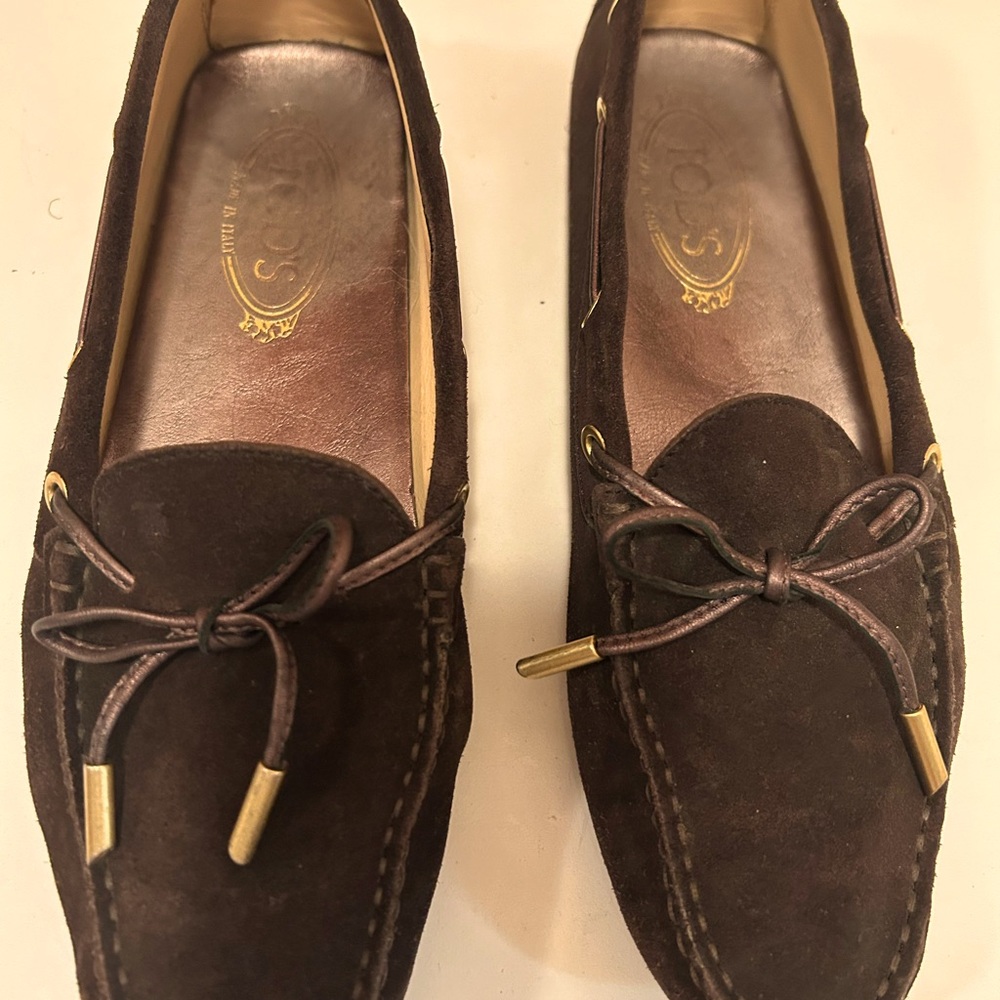 Tod's Gommino driving shoes. 39.5 Rich brown